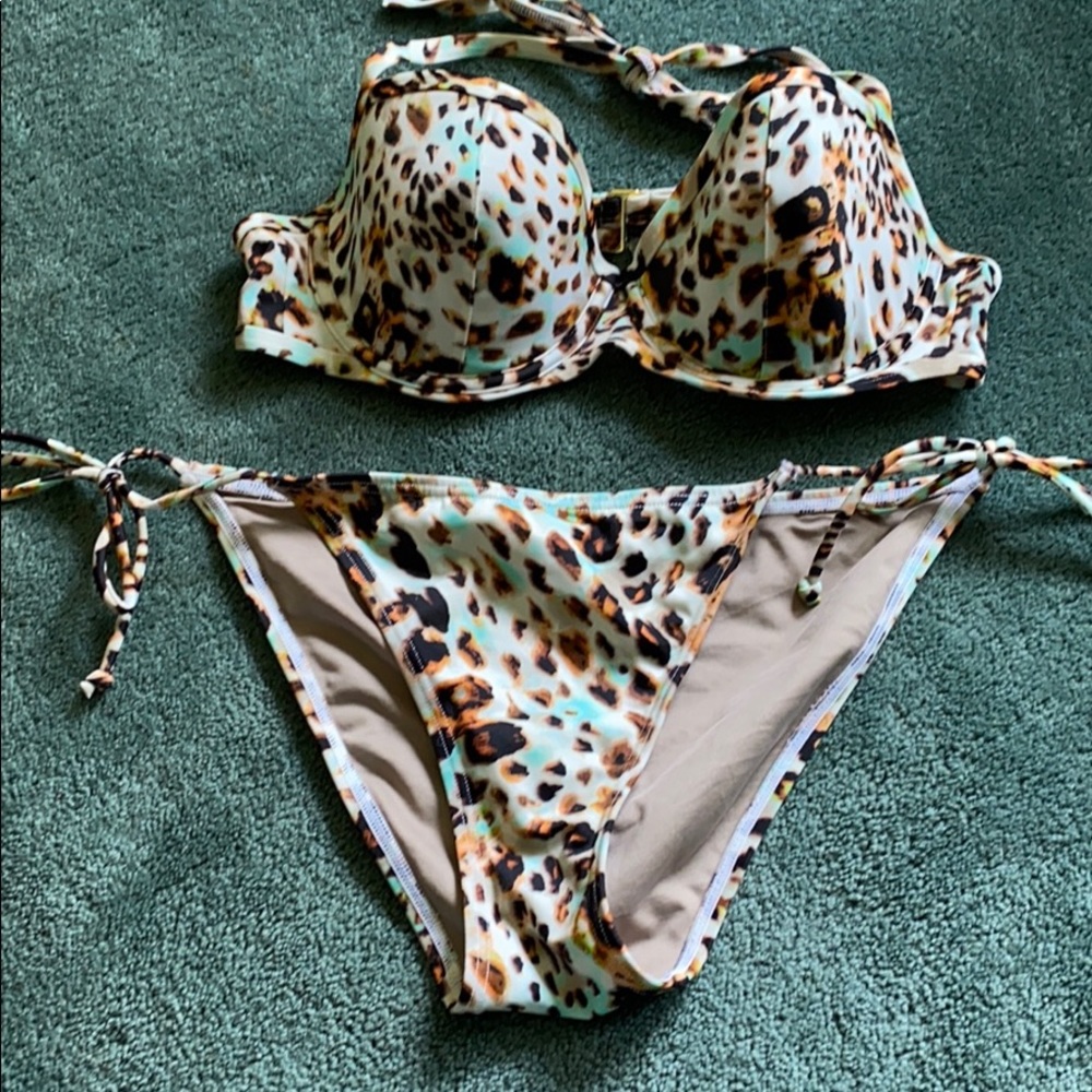 Victoria’s Secret Bikini